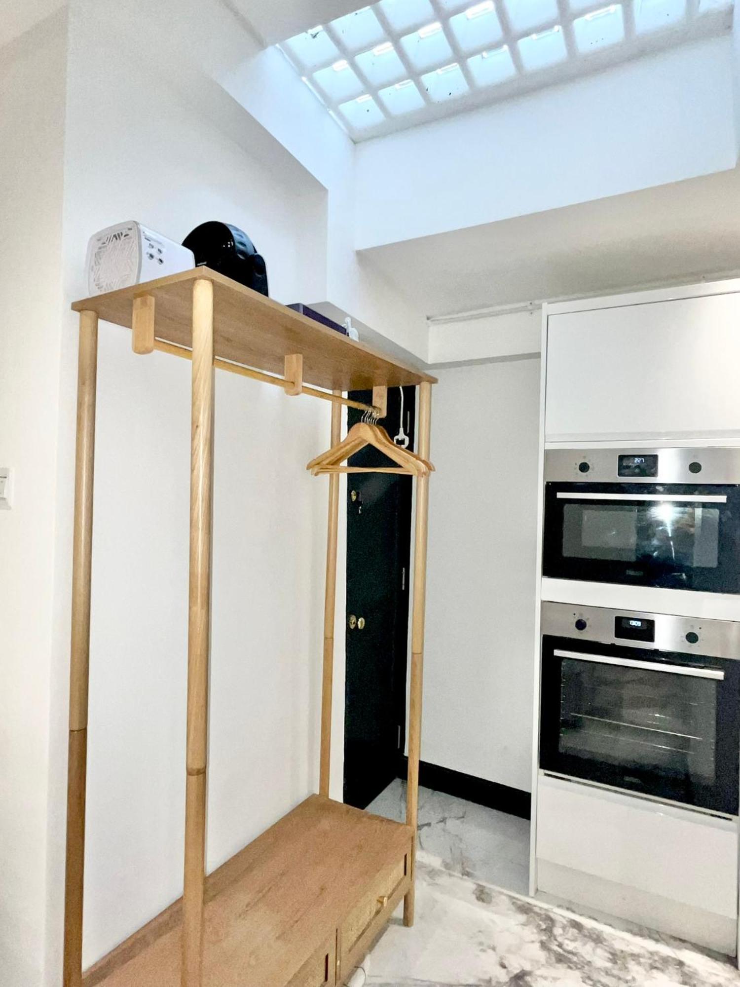 Duke And Duchess Apartments And Rooms - Private In Room Hot Tub Suites London Exteriör bild